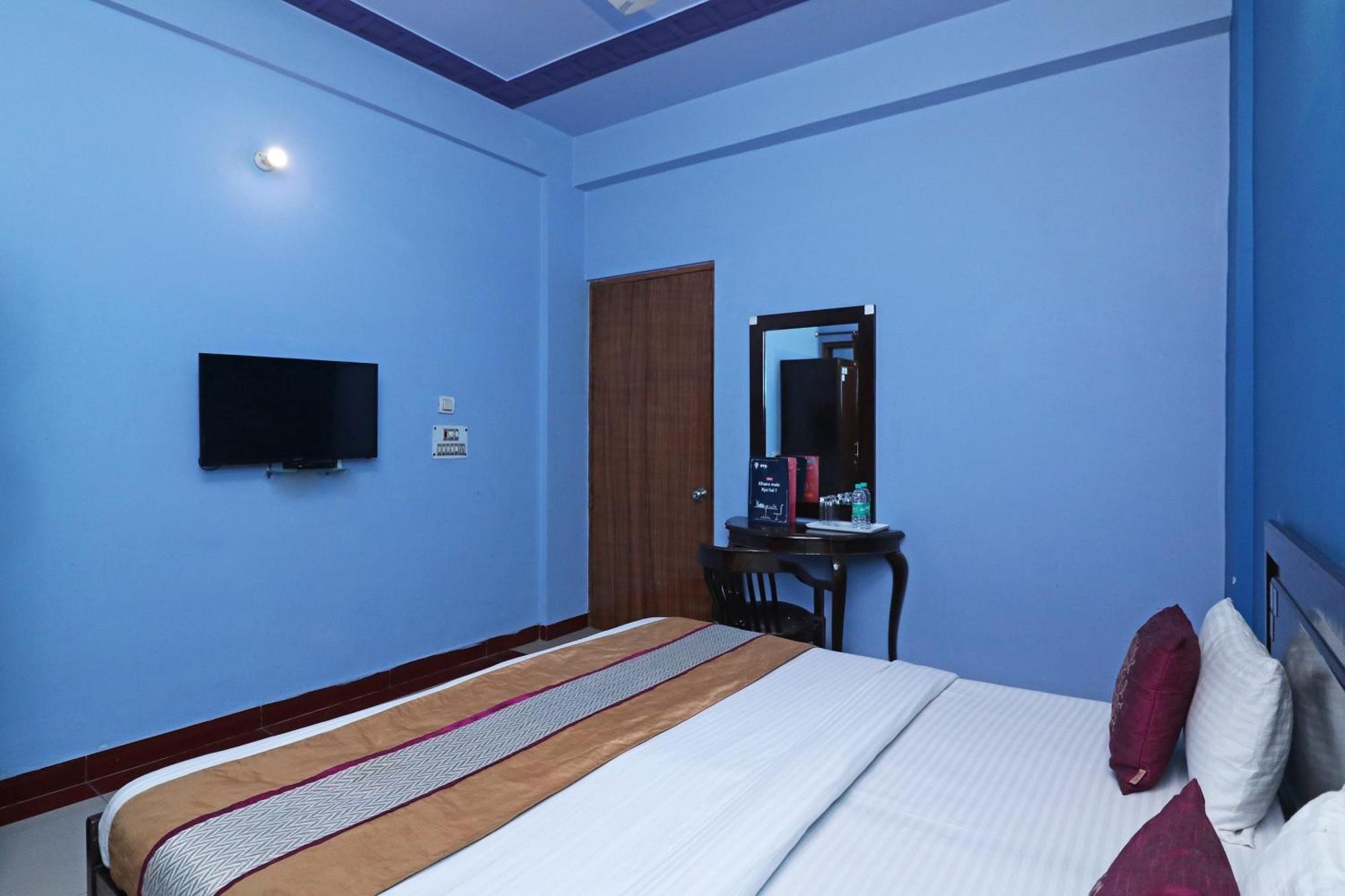 Townhouse Satguru Enclave Road Gurgaon Hotel Jamb Exterior photo